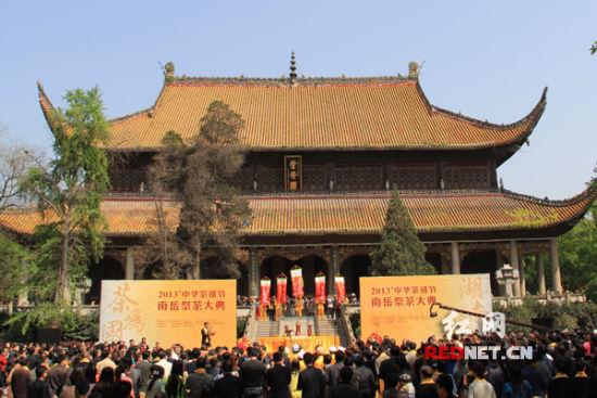 南岳景区严把门票关 告别“条子旅游”，游览一律购票